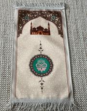 krem cami dizayn çocuk seccadesi