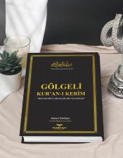 siyah gölgeli kuran ı kerim ve kalemi