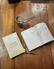 beyaz gölgeli kuran ı kerim ve kalemi 2