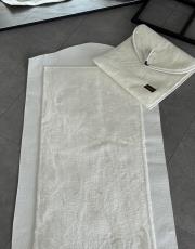 beyaz çantalı diz ağırtmayan peluş seccade - 2 3