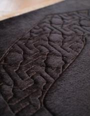 kahve ortopedik seccade peluş kumaşlı 4