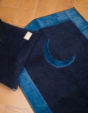 lacivert hilal desenli kabarık peluş seccade 2