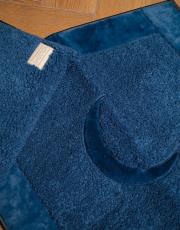 petrol mavisi hilal desenli kabarık peluş seccade 4