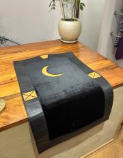 siyah deri detaylı peluş seccade 2