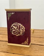 bordo isme özel ahşap muhafazalı kadife kaplı lüks kuran ( orta boy ) 4