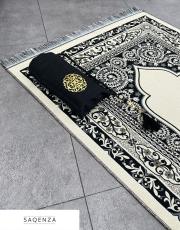 siyah baskılı silindir çantalı  seccade 4