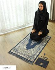 lacivert baskılı dikdörtgen çantalı  seccade 5